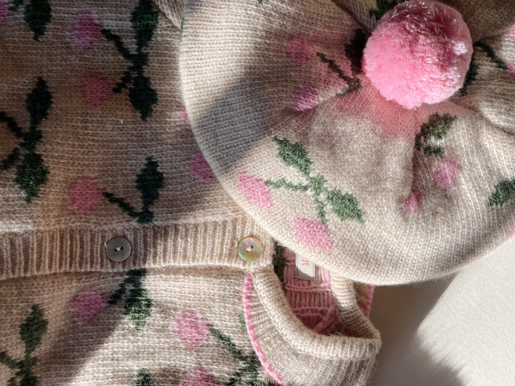 Konges Sløjd A/S HATS cherry