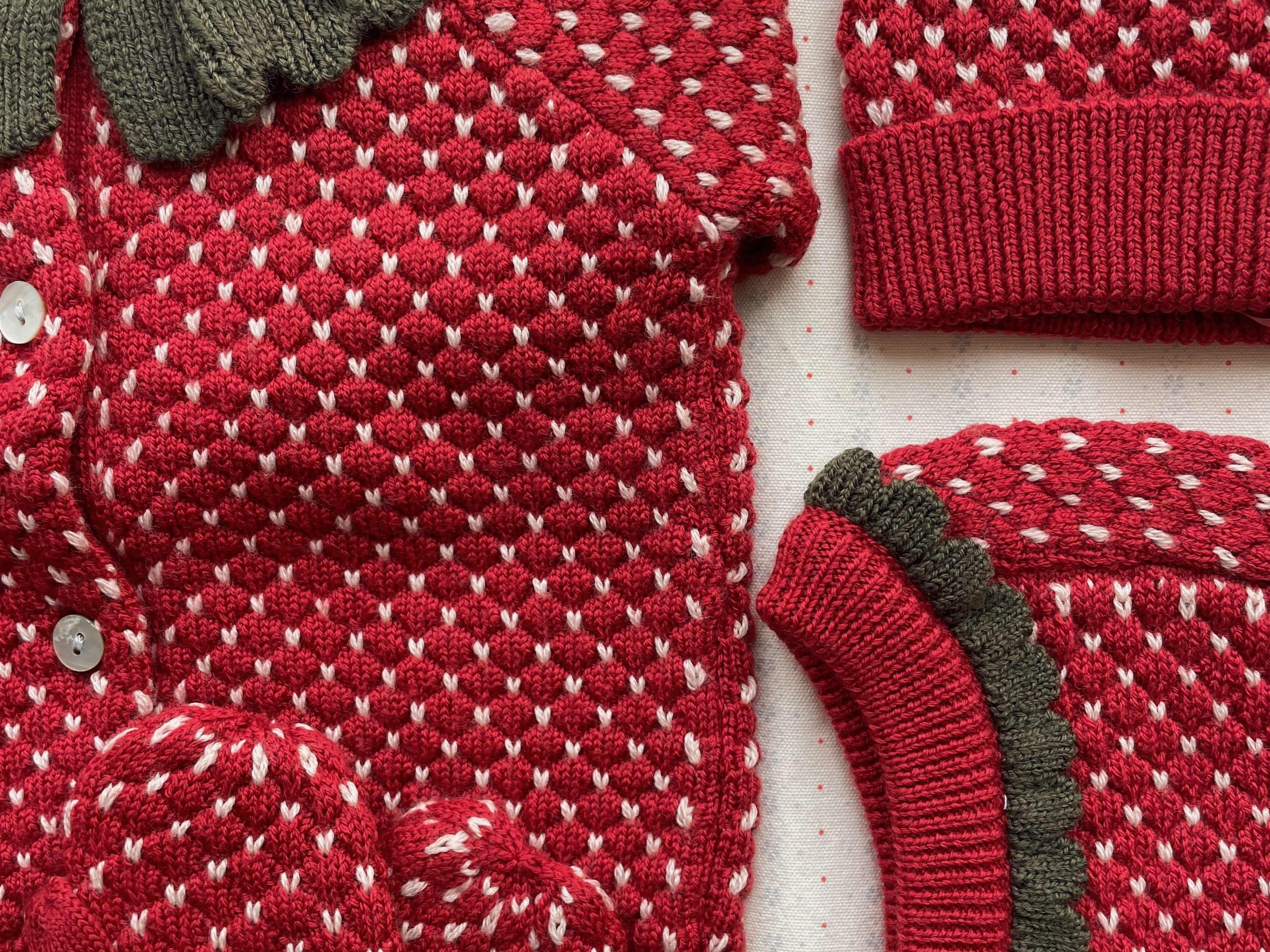 Konges Sløjd A/S HATS true red