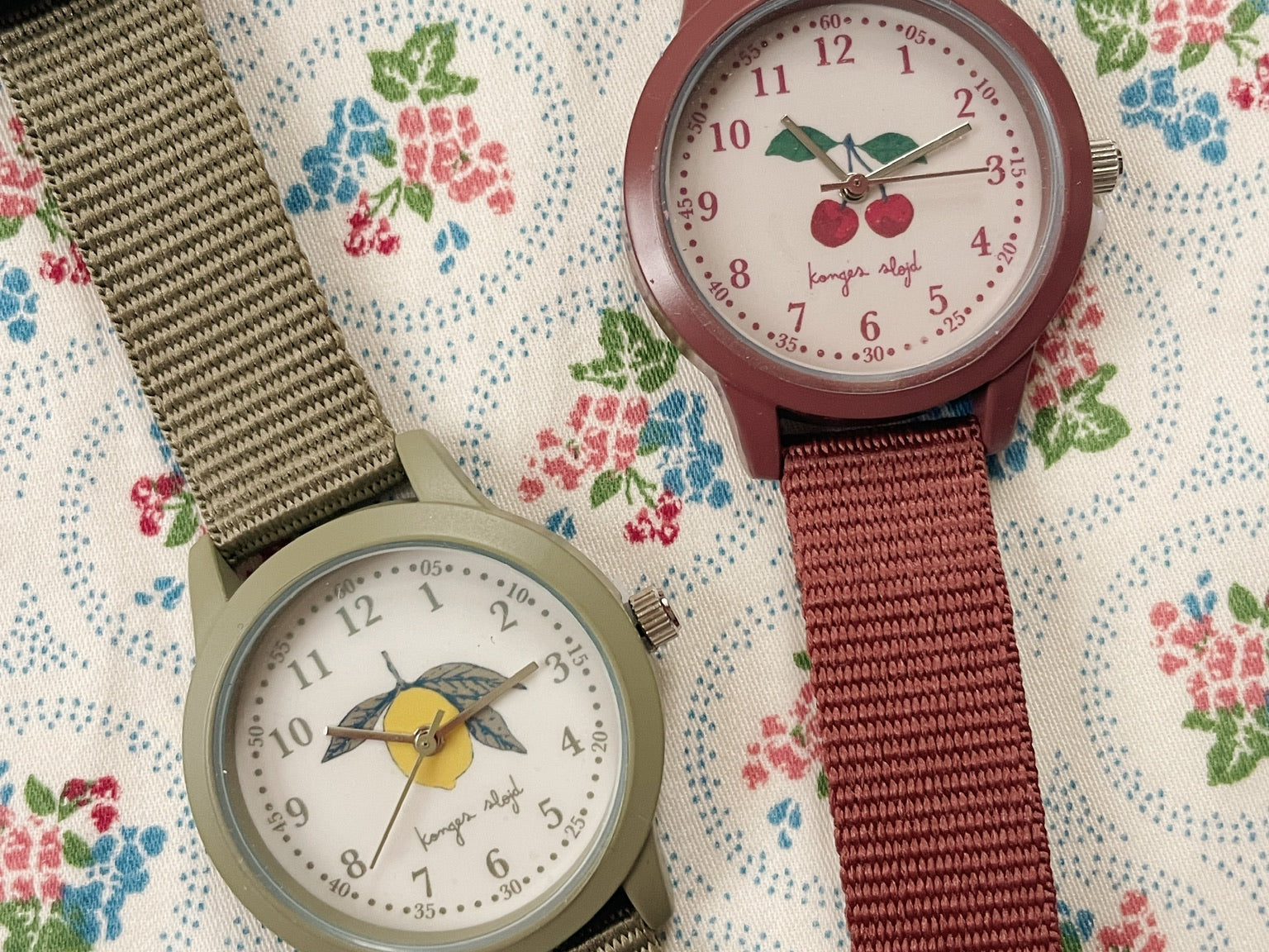 Konges Sløjd A/S JEWELLERY cherry