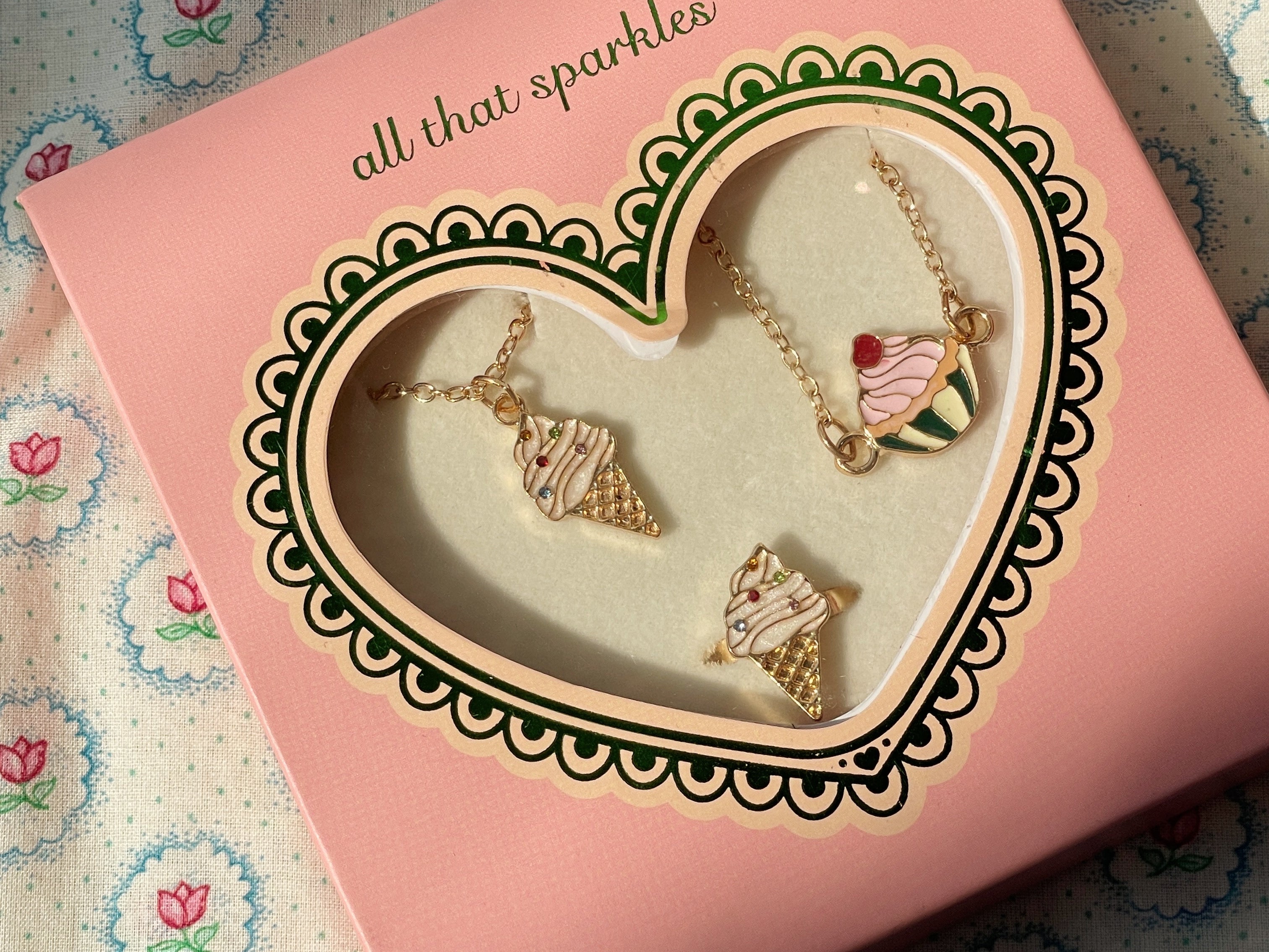 Konges Sløjd A/S JEWELLERY gold