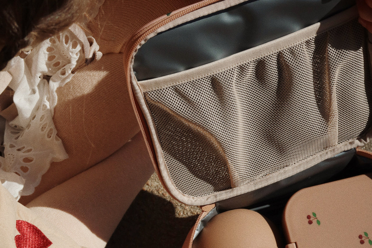 Konges Sløjd A/S THERMO BAG ma grande cerise mahogany
