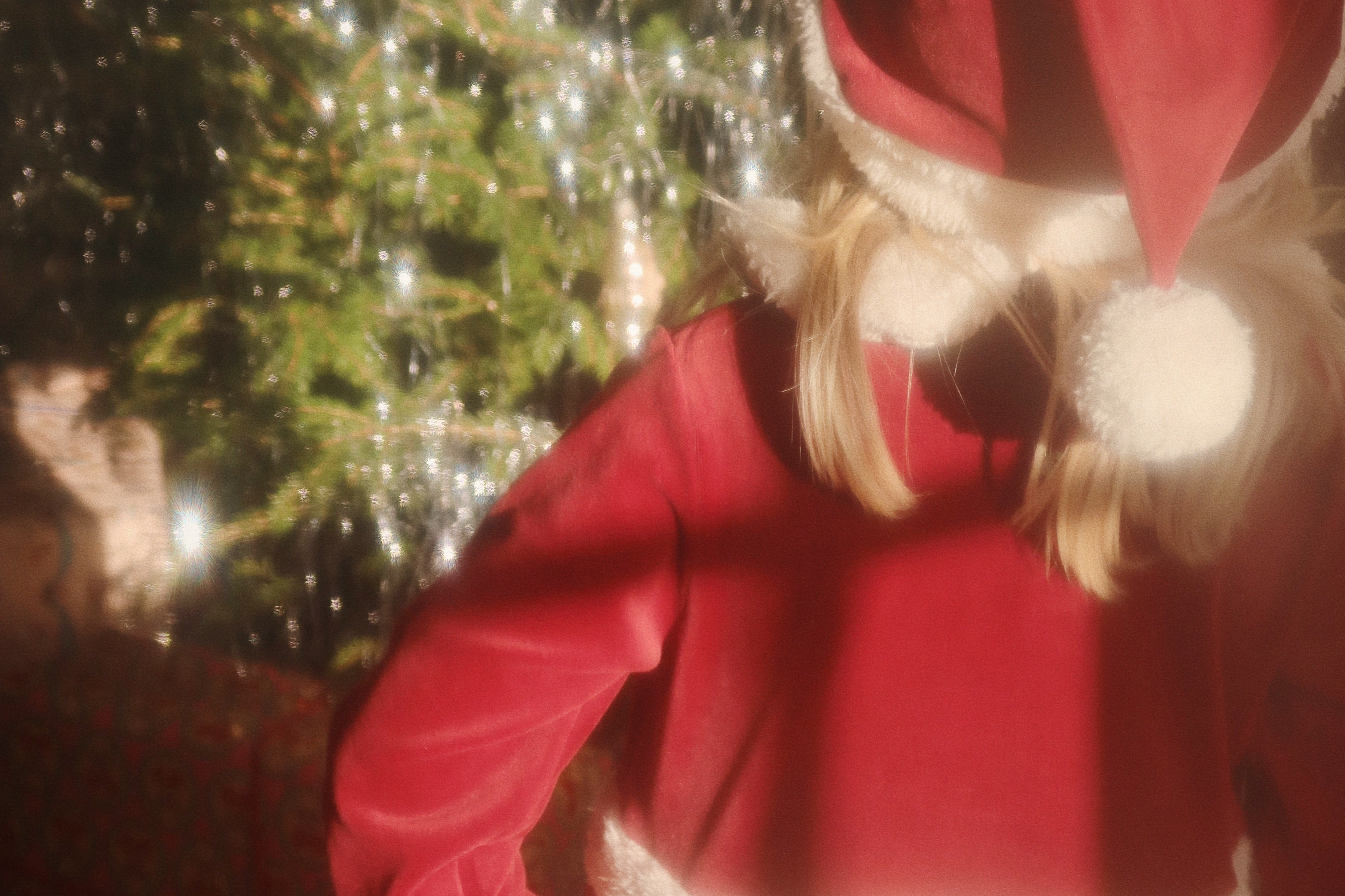 Konges Sløjd A/S HATS red dahlia