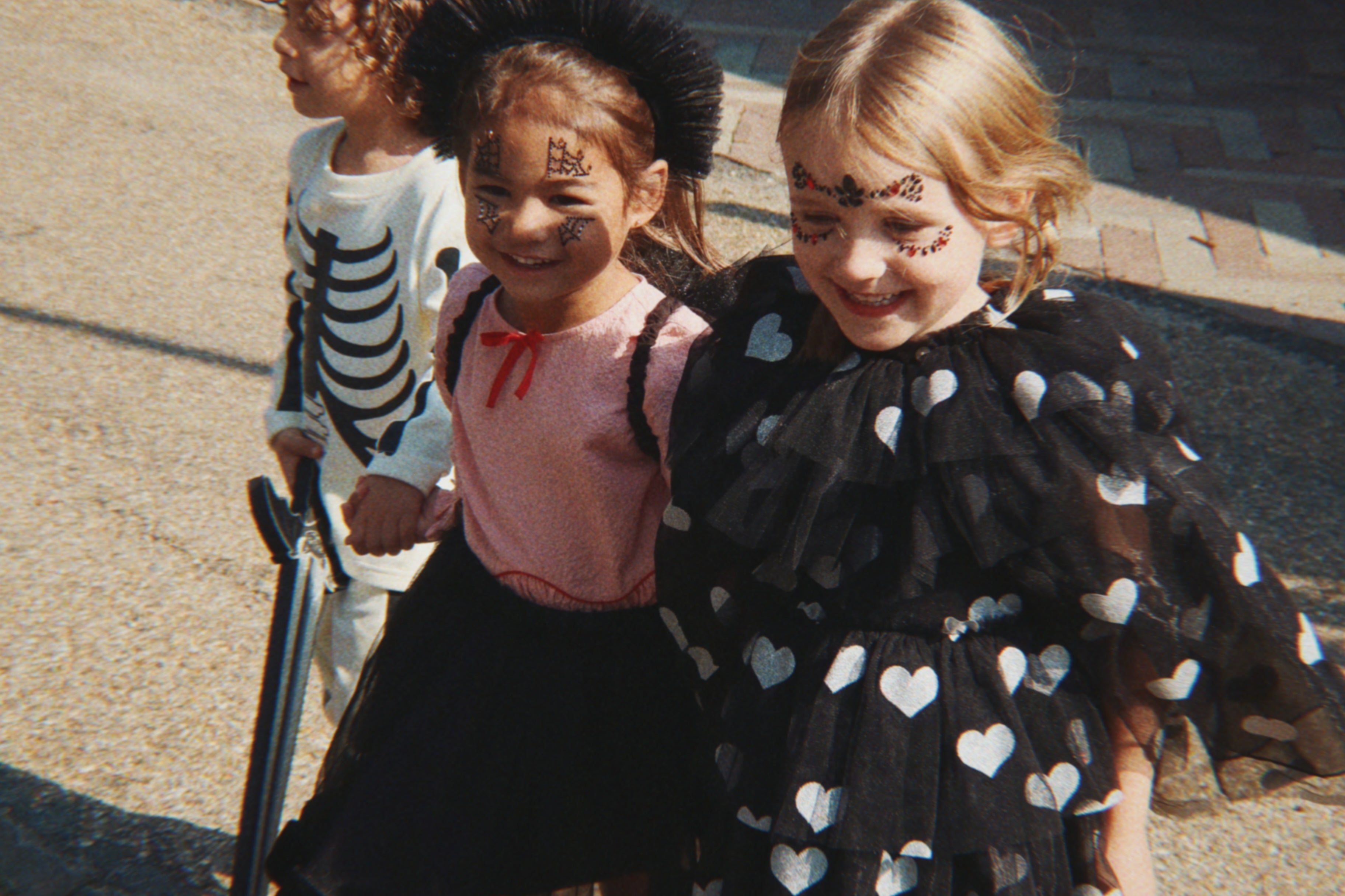 Konges Sløjd A/S COSTUMES black