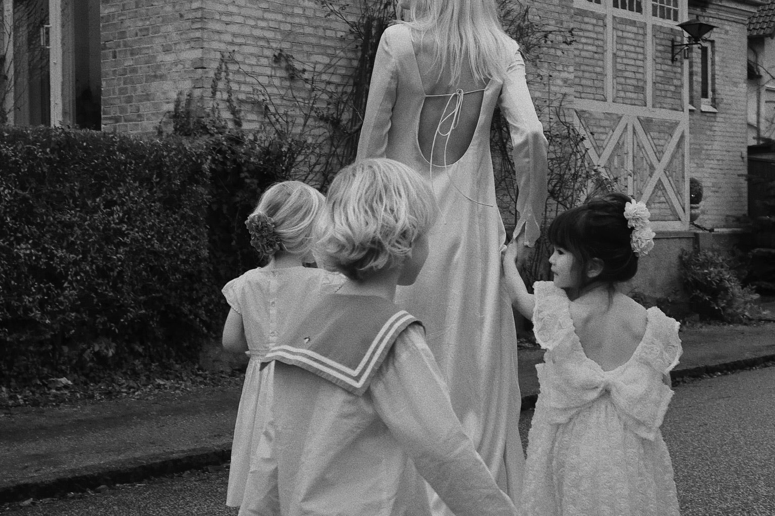 Konges Sløjd A/S WOVEN DRESSES eggnog