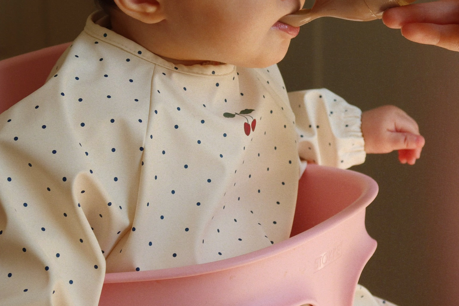 Konges Sløjd A/S FEEDING PACIFIER cherry blush