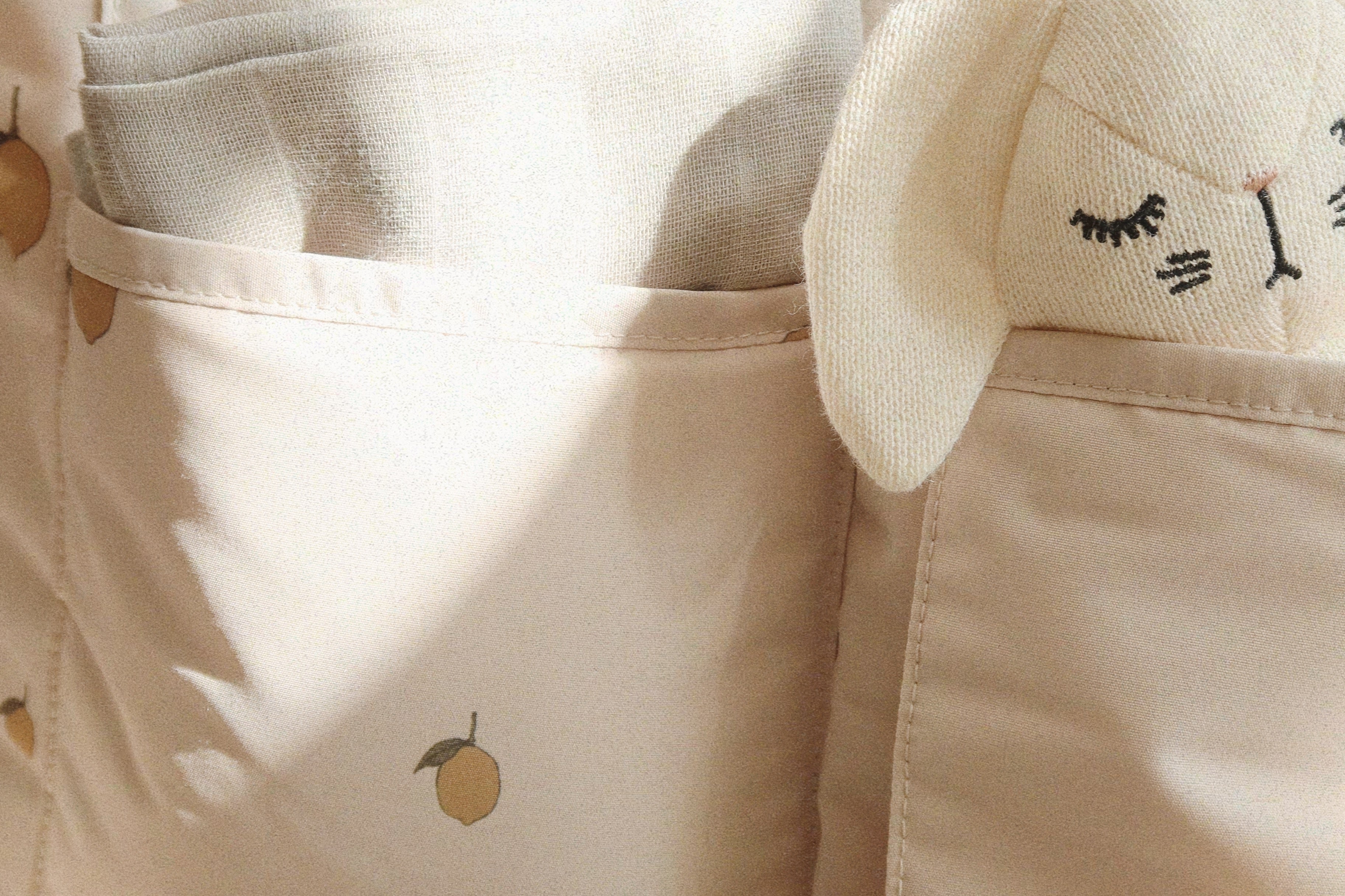 Konges Sløjd A/S CHANGING BAGS lemon