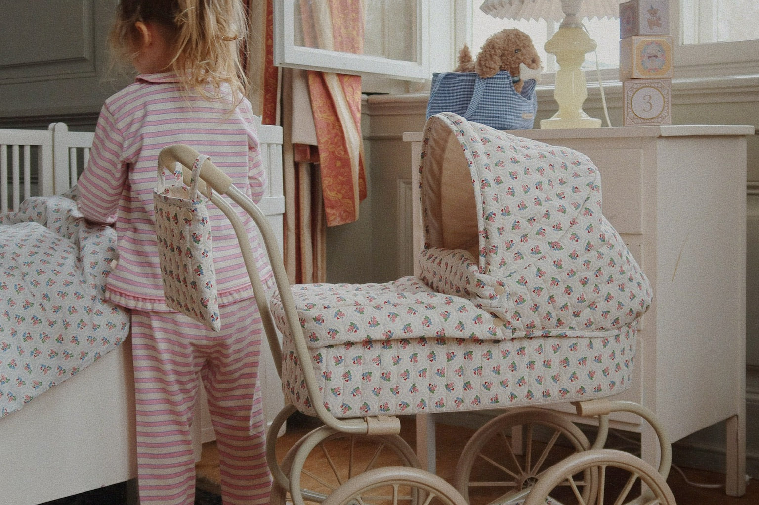 Konges Sløjd A/S DOLL ESSENTIALS verona blues