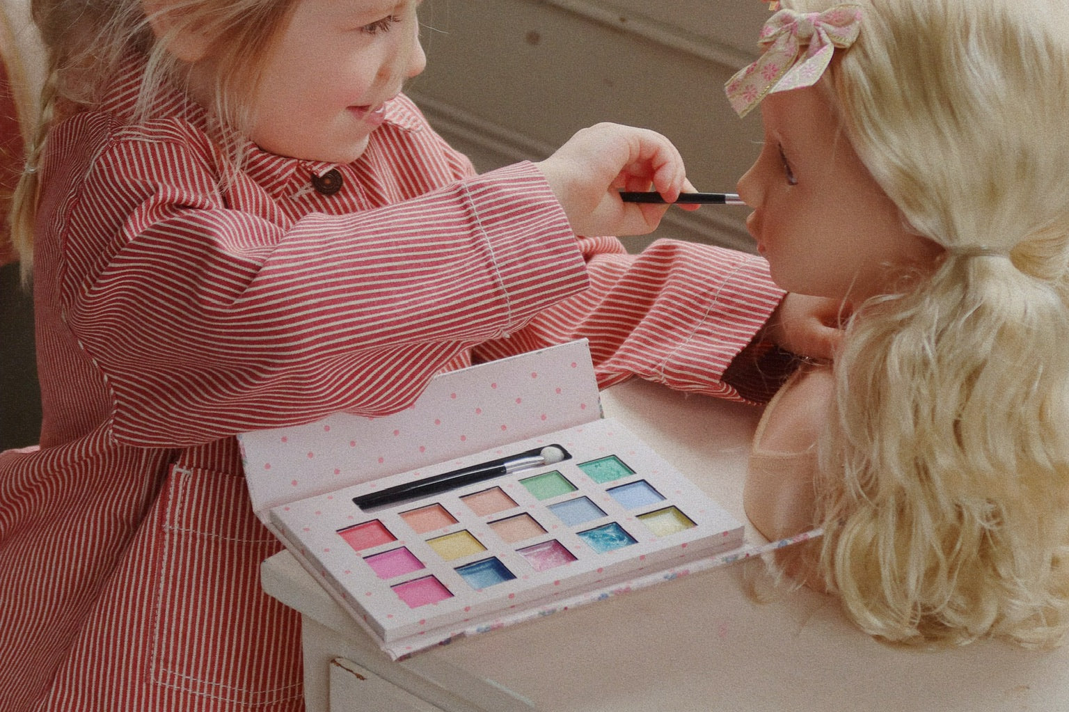 Konges Sløjd A/S WOVEN PANTS milk rouge stripe