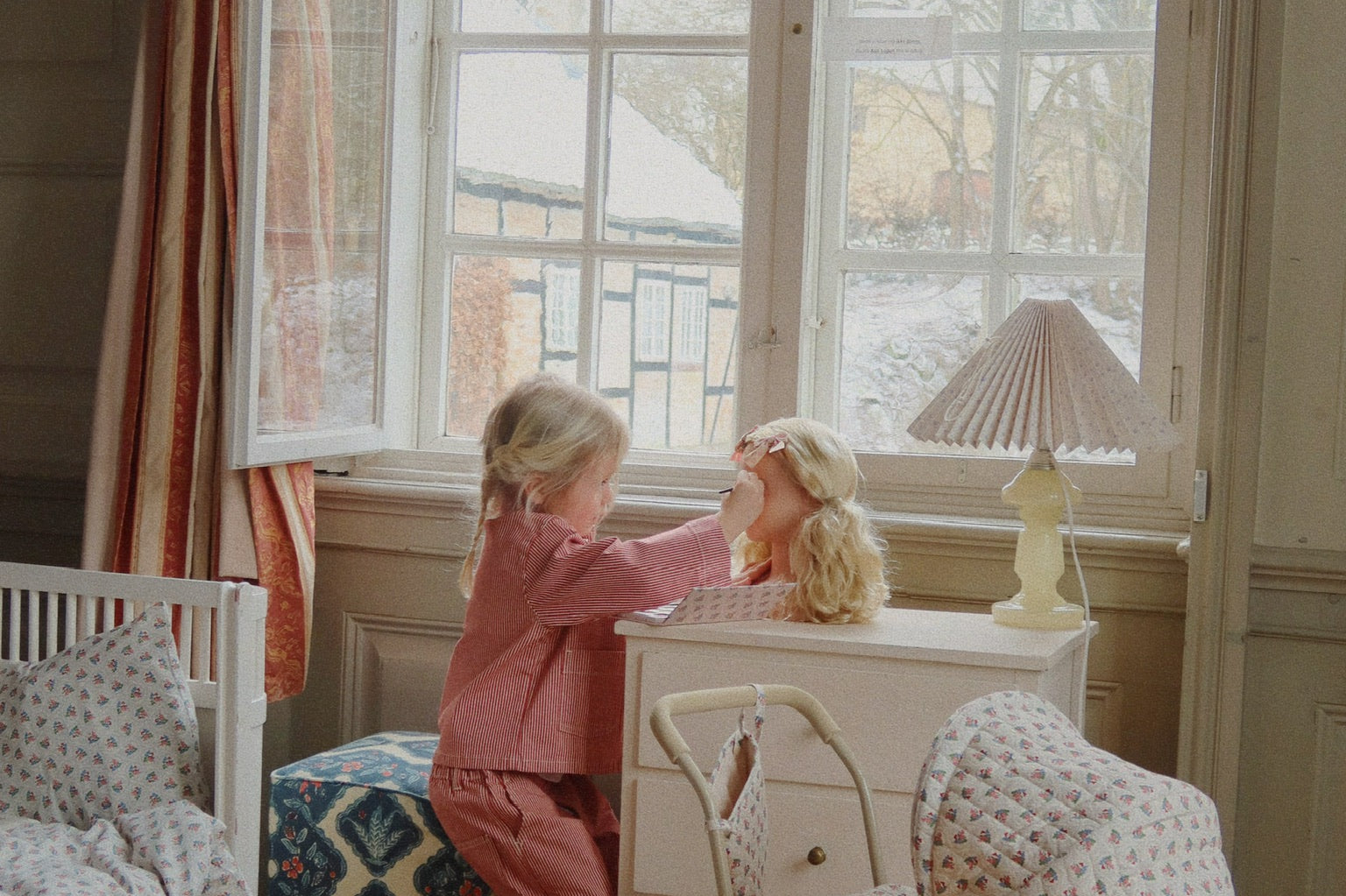 Konges Sløjd A/S WOVEN PANTS milk rouge stripe