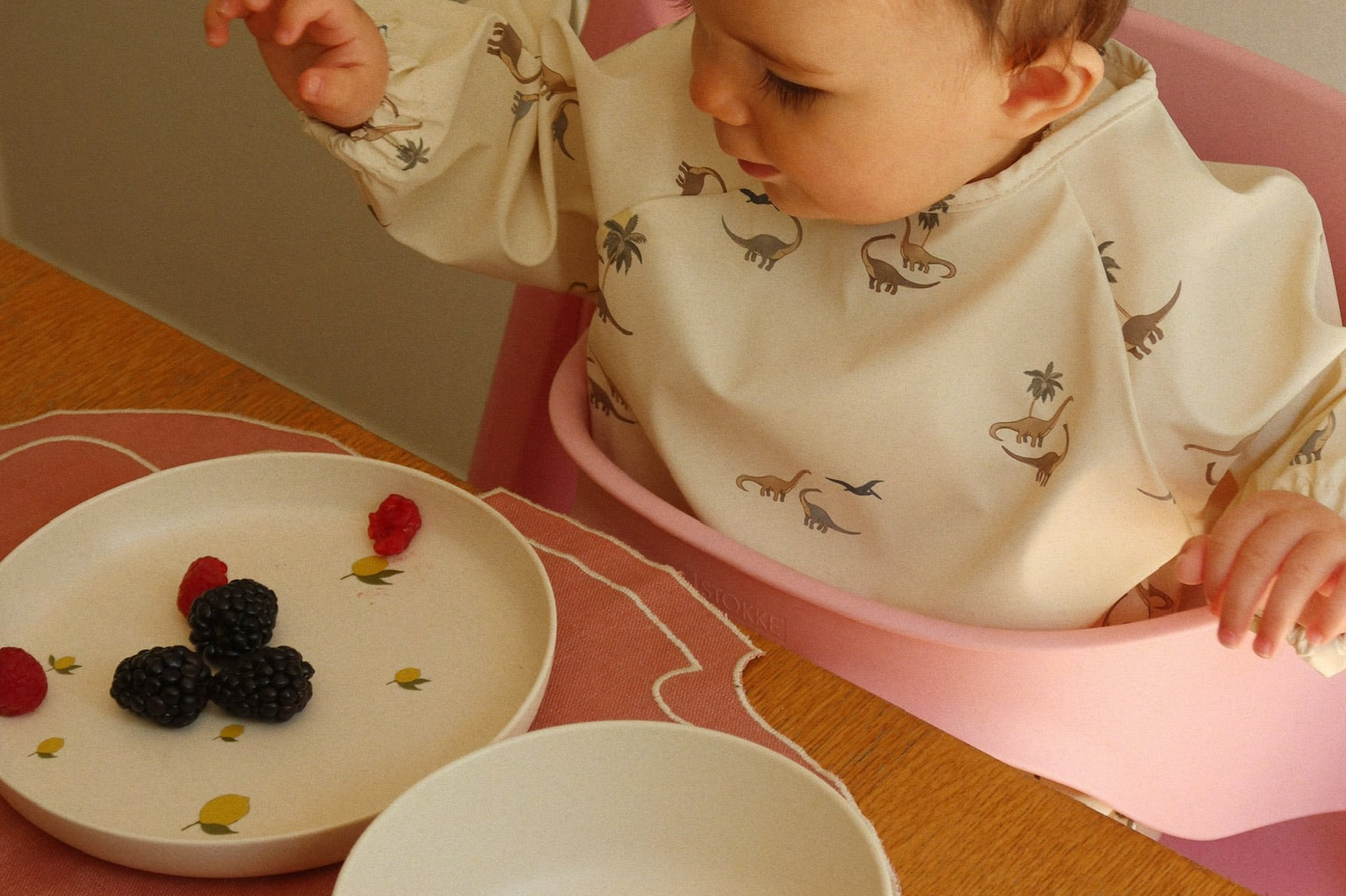 Konges Sløjd A/S DINNER BIBS kubi/rain forest