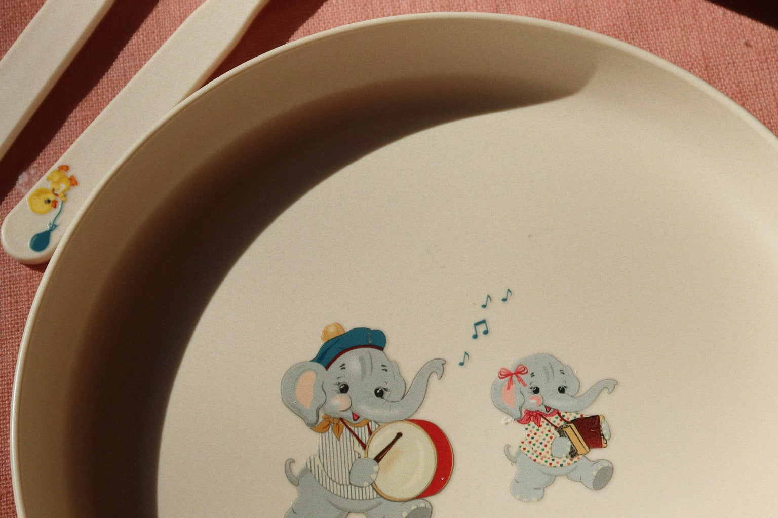 Konges Sløjd A/S TABLEWARE music parade