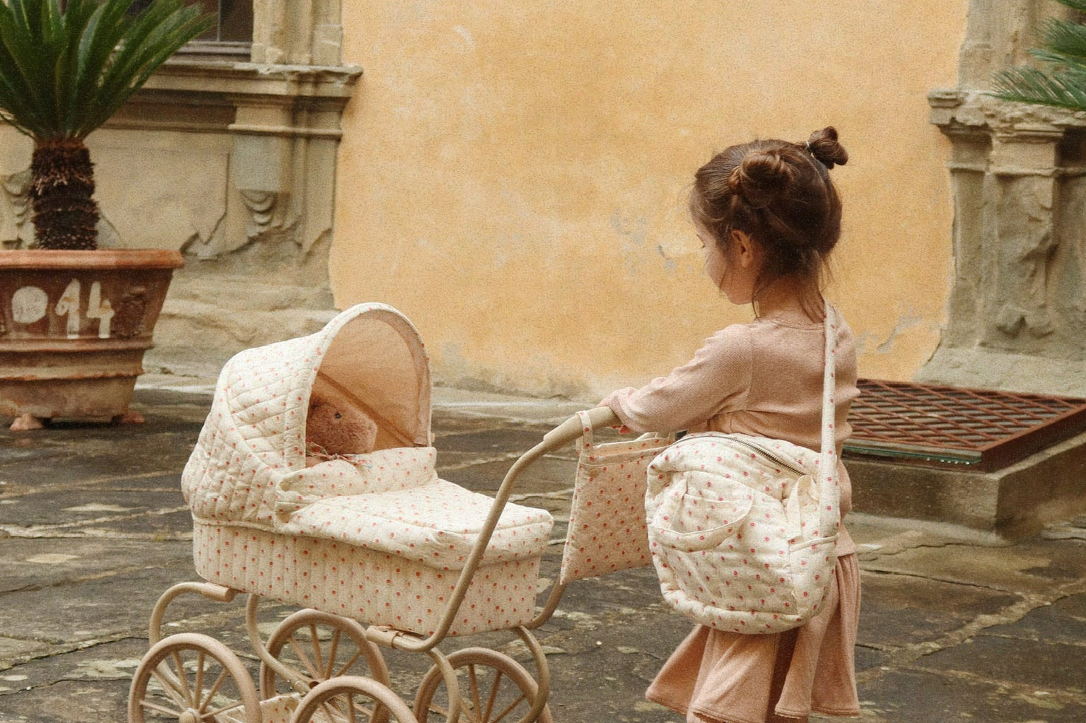 Konges Sløjd A/S DOLL ESSENTIALS estate dot