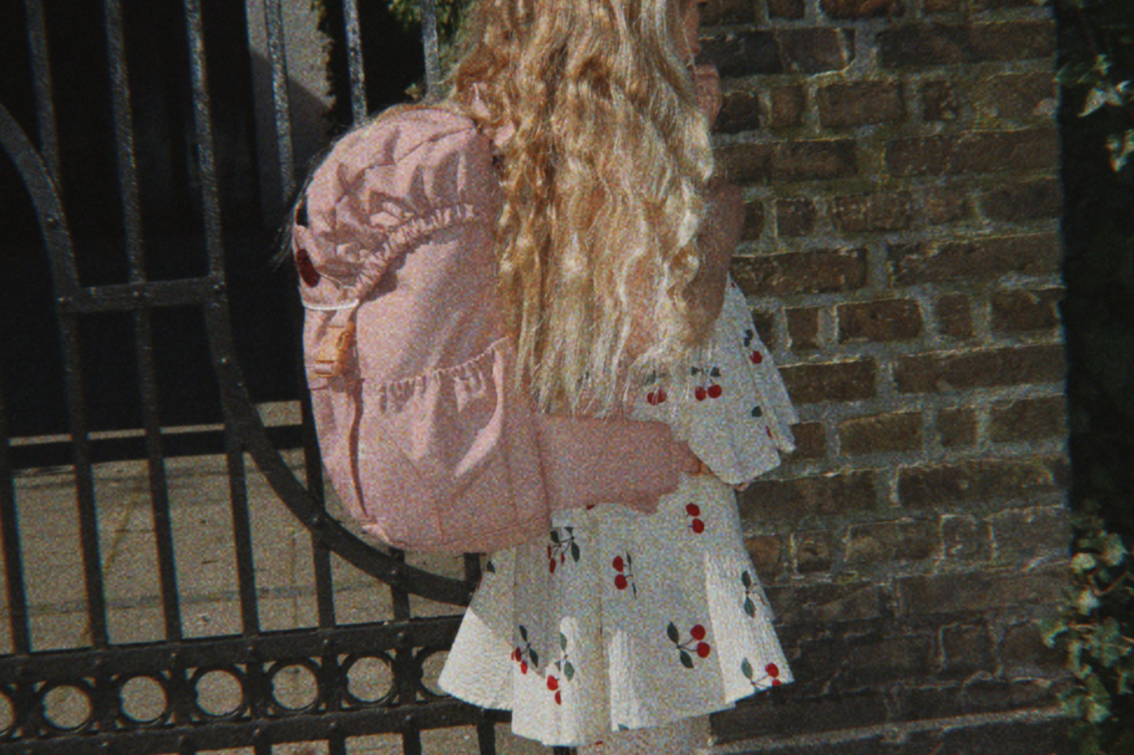 Konges Sløjd A/S SCHOOLBAG cherry