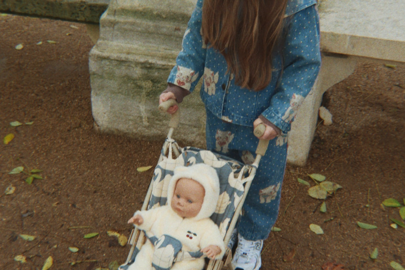 Konges Sløjd A/S DOLL ESSENTIALS swan