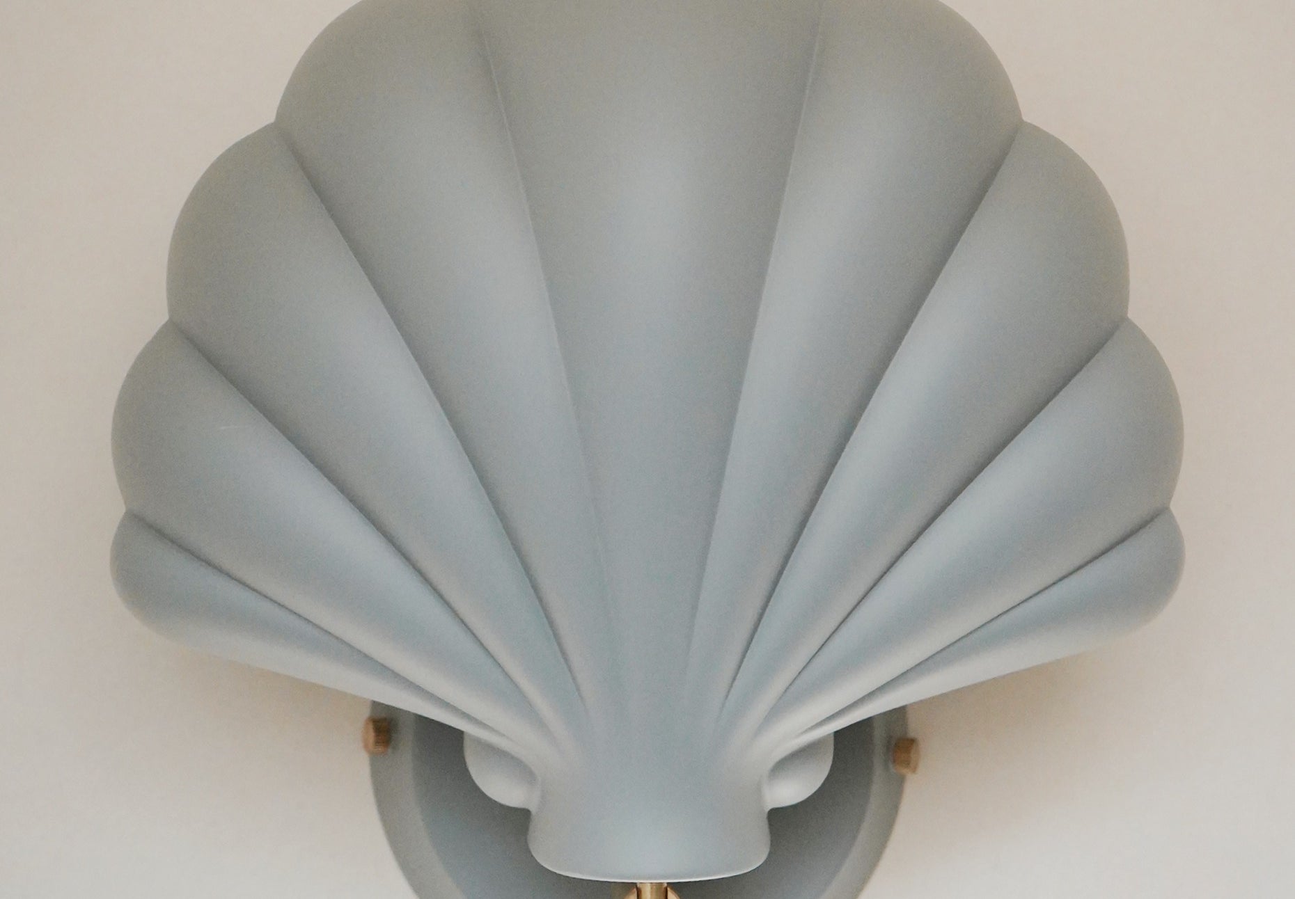 Konges Sløjd A/S Metal Shell Wall Lamp Lamps GREY LEAVES