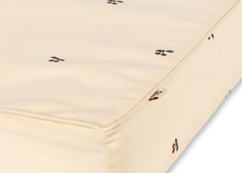 Konges Sløjd A/S CHANGING CUSHIONS cherry