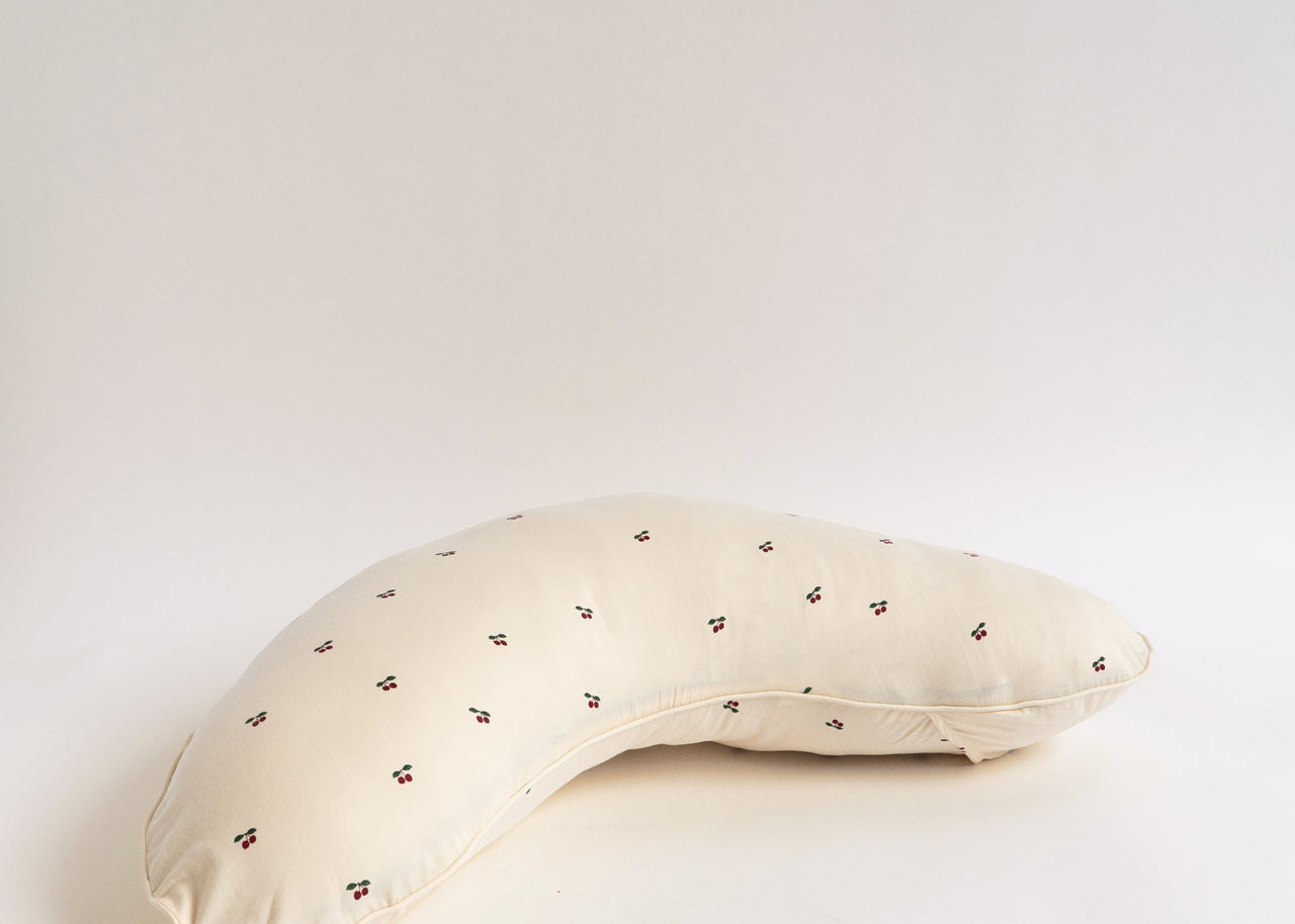 Konges Sløjd A/S NURSING PILLOW & COVERS cherry
