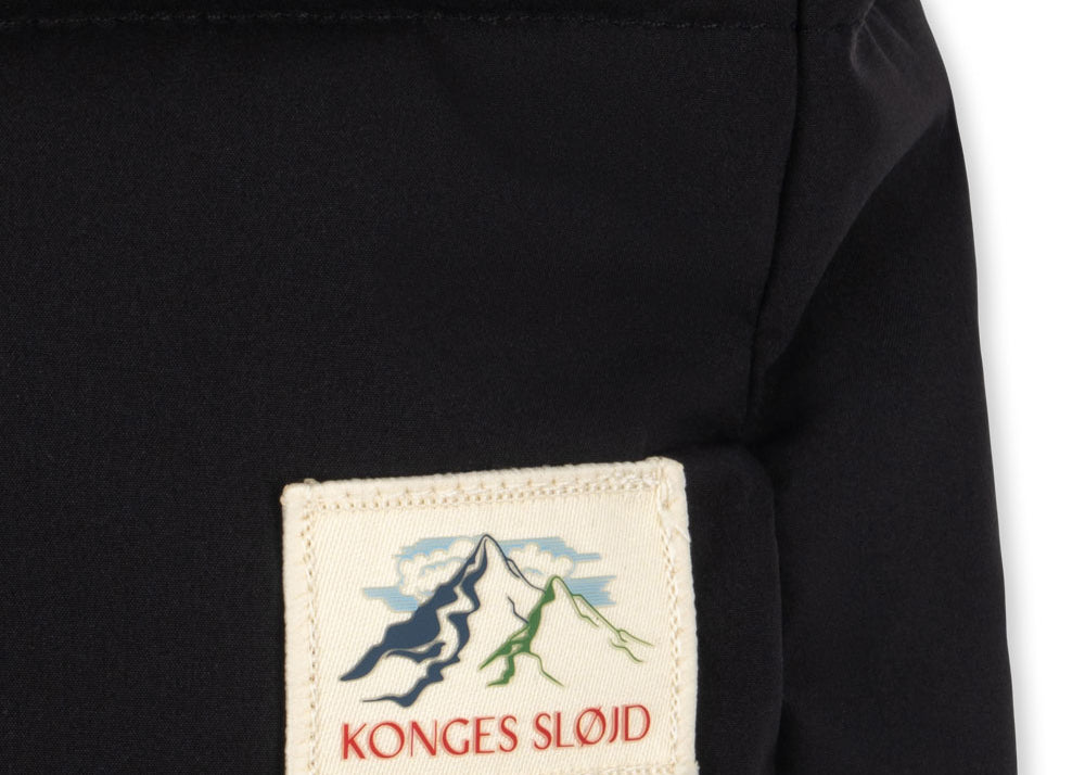 Konges Sløjd A/S WINTER WEAR black
