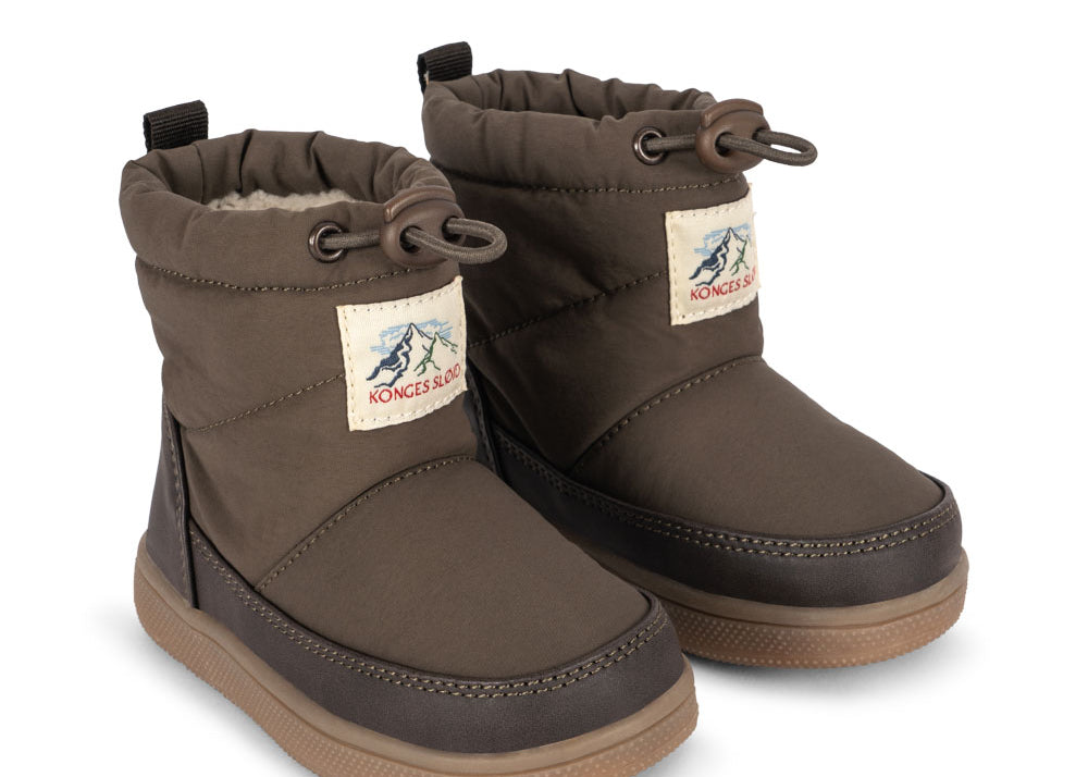 Konges Sløjd A/S BOOTS walnut