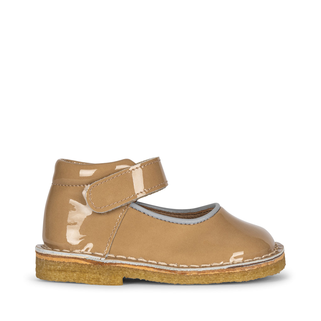 Konges Sløjd A/S TUTU PATENT SHOE Leather sandals SAND